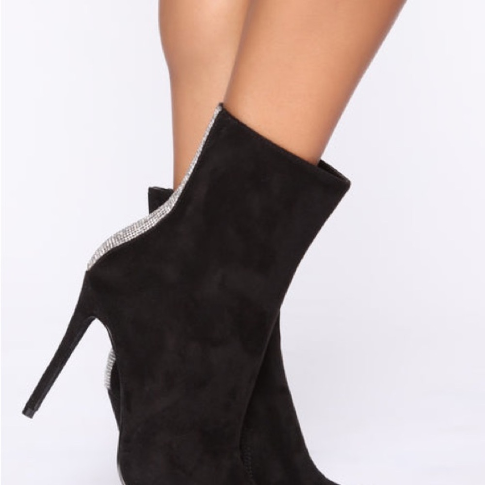 Fashion Nova Black Heeled Boots